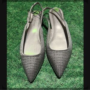 NWT Marc fisher sz 9 1/2 slip on flat shoes